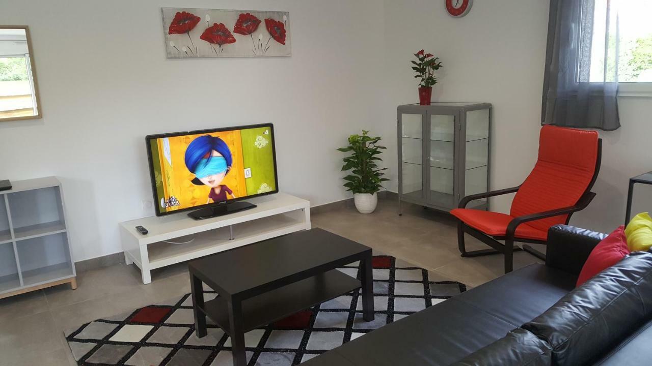 Alouette France Apartment